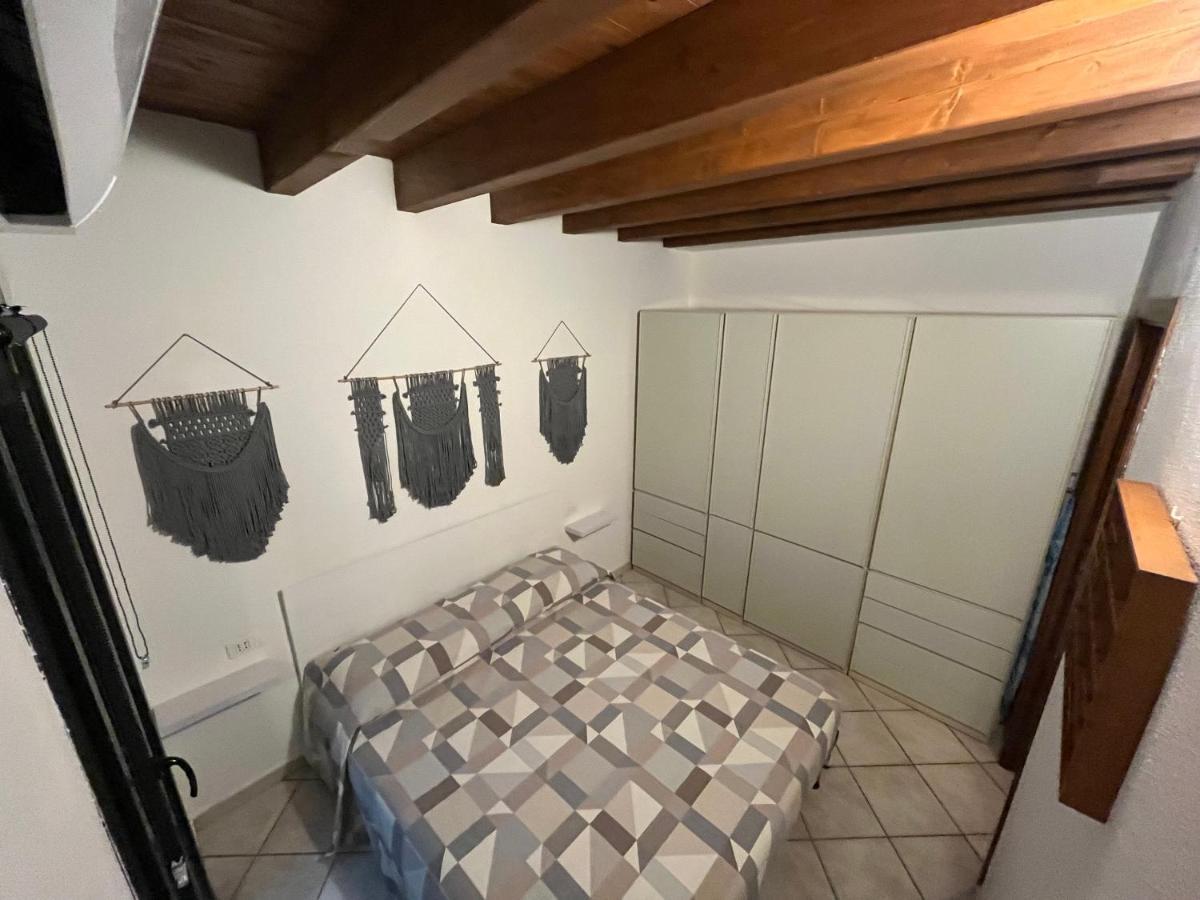 La Casa Gialla Cagliari Eksteriør bilde